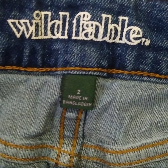 Wild Fable Denim Skirt ( distressed )  size2  NICE - Picture 2 of 3
